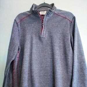 The Black Dog Long Sleeve Pullover Women's Large